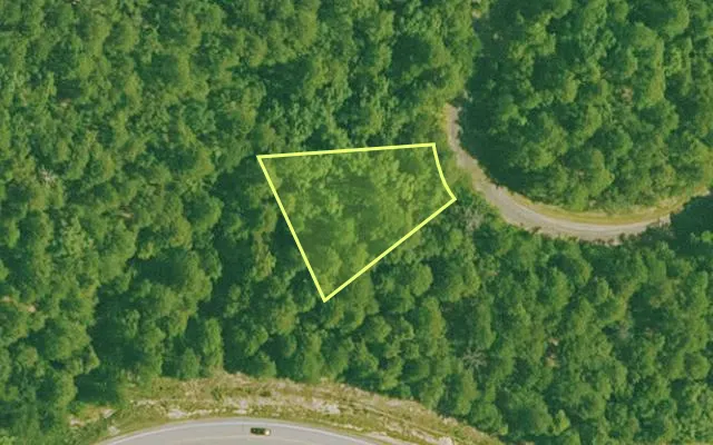 Aerial view of SALINE County parcel 640-00208-000 — Arkansas post-auction with approximate parcel outline
