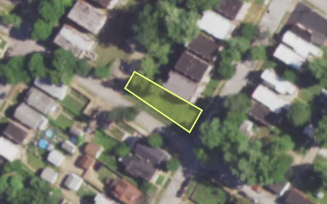 Aerial view of 5325 MICHIGAN AV — vacant lot, St. Louis with approximate parcel outline