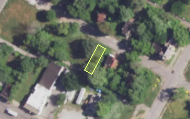Aerial view of 4220 ALDINE AV — vacant lot, St. Louis with approximate parcel outline