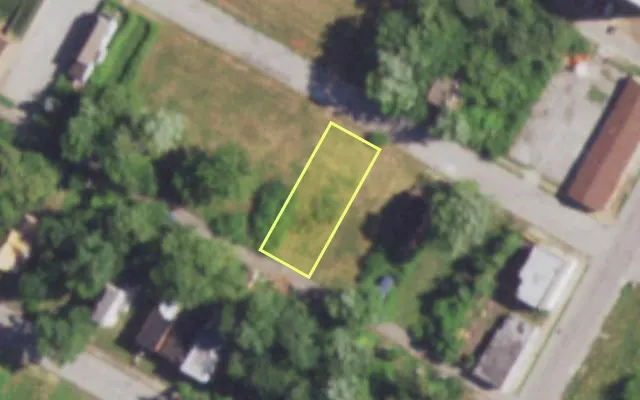 Aerial view of 4324 NORTH MARKET ST — vacant lot, St. Louis with approximate parcel outline