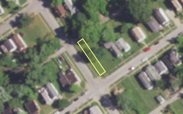 Aerial view of 4901 ALCOTT AV — vacant lot, St. Louis with approximate parcel outline