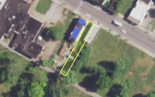 Aerial view of 4244 DR MARTIN LUTHER KING DR — vacant lot, St. Louis with approximate parcel outline