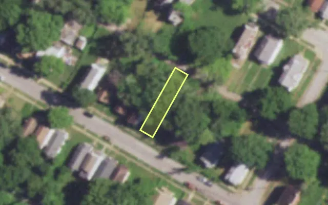 Aerial view of 6019 THEKLA AV — vacant lot, St. Louis with approximate parcel outline