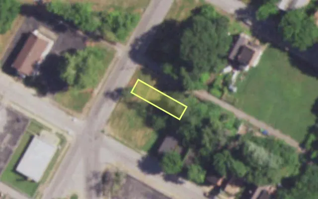 Aerial view of 1708 N NEWSTEAD AV — vacant lot, St. Louis with approximate parcel outline