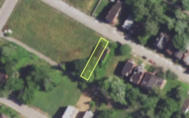 Aerial view of 4258 COTE BRILLIANTE AV — vacant lot, St. Louis with approximate parcel outline
