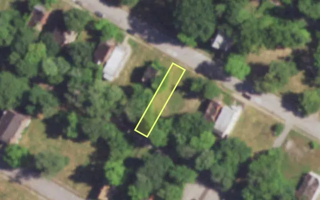 Aerial view of 4540 COTE BRILLIANTE AV — vacant lot, St. Louis with approximate parcel outline