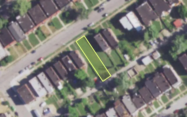 Aerial view of 4622 POPE AV — vacant lot, St. Louis with approximate parcel outline