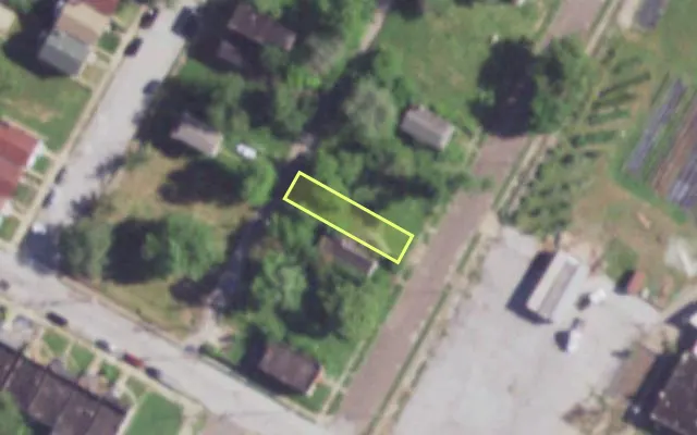 Aerial view of 4217 OBEAR AV — vacant lot, St. Louis with approximate parcel outline