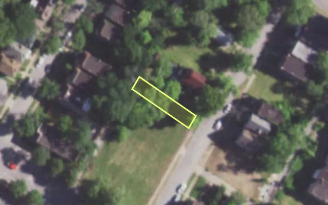 Aerial view of 1319 CLARA AV — vacant lot, St. Louis with approximate parcel outline