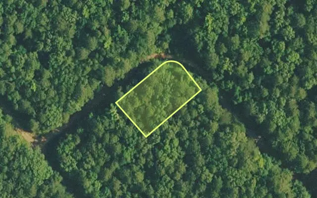 Aerial view of VAN BUREN County parcel 4400-12072-0000 — Arkansas post-auction with approximate parcel outline