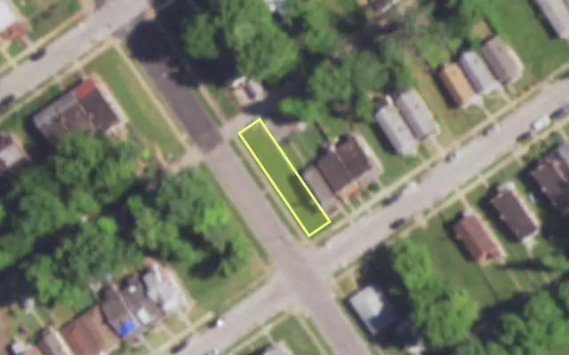 Aerial view of 5401 BEACON AV — vacant lot, St. Louis with approximate parcel outline