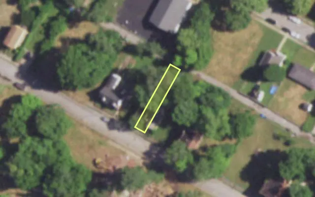 Aerial view of 4569 NORTH MARKET ST — vacant lot, St. Louis with approximate parcel outline