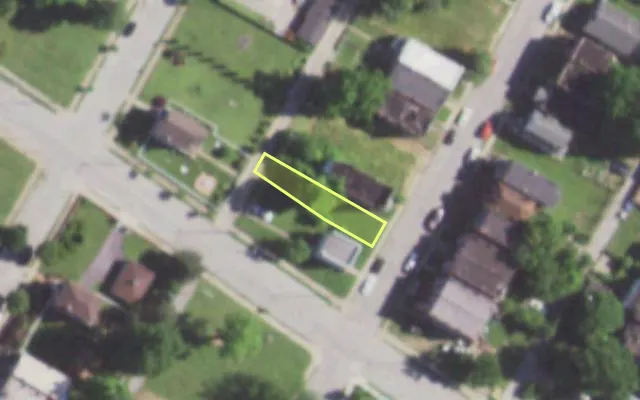 Aerial view of 1405 GRANVILLE PL — vacant lot, St. Louis with approximate parcel outline