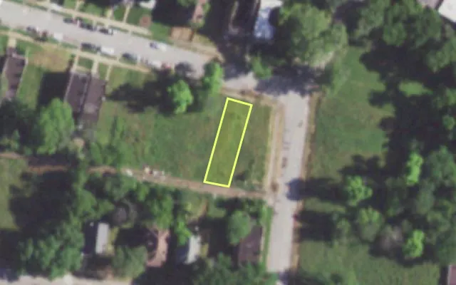 Aerial view of 6004 SUBURBAN AV — vacant lot, St. Louis with approximate parcel outline