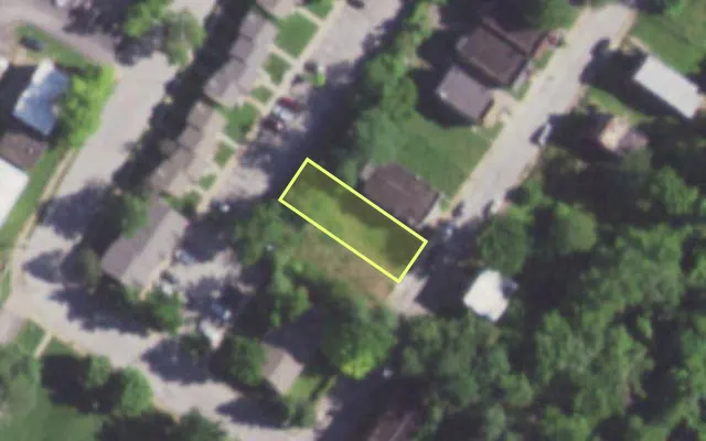 Aerial view of 1267 AMHERST PL — vacant lot, St. Louis with approximate parcel outline