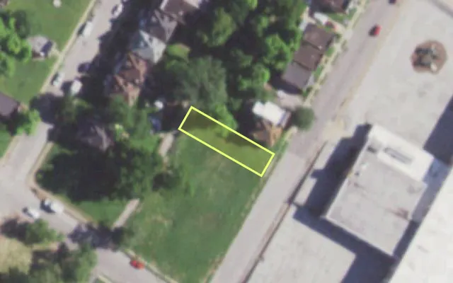 Aerial view of 1373 TEMPLE PL — vacant lot, St. Louis with approximate parcel outline