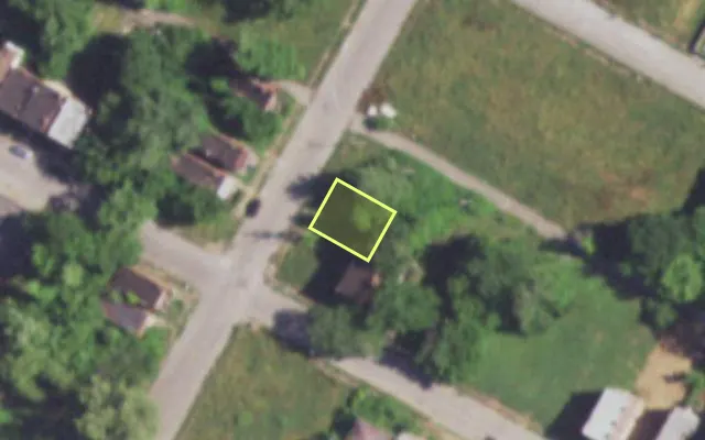 Aerial view of 1704 BILLUPS AV — vacant lot, St. Louis with approximate parcel outline