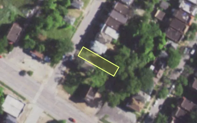 Aerial view of 1314 BLACKSTONE AV — vacant lot, St. Louis with approximate parcel outline