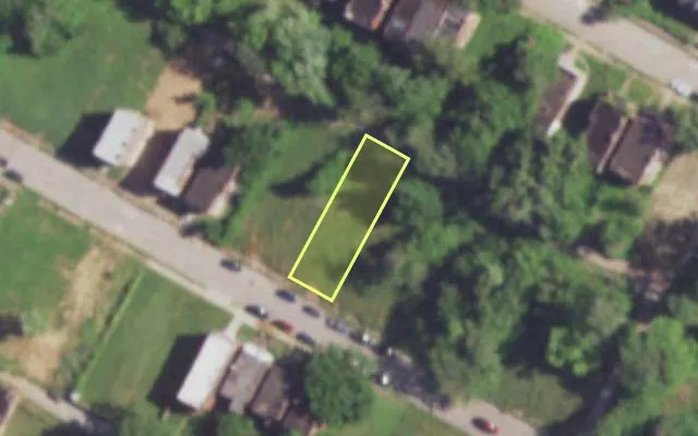 Aerial view of 4239 W ALDINE AV — vacant lot, St. Louis with approximate parcel outline