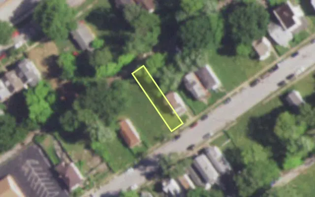 Aerial view of 5035 EMERSON AV — vacant lot, St. Louis with approximate parcel outline
