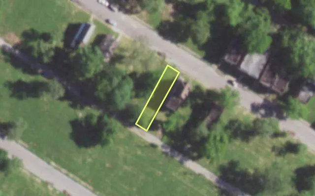 Aerial view of 5834 COTE BRILLIANTE AV — vacant lot, St. Louis with approximate parcel outline