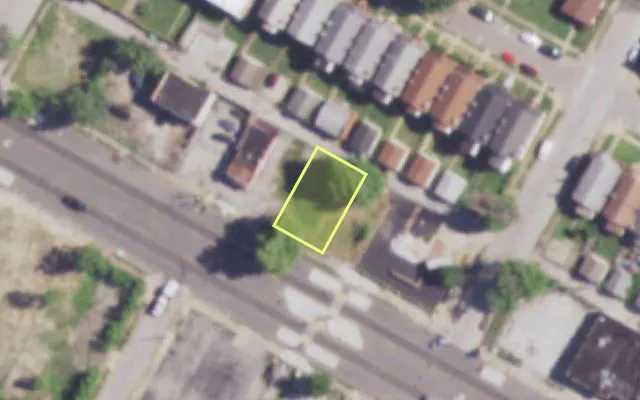 Aerial view of 4265 NATURAL BRIDGE AV — vacant lot, St. Louis with approximate parcel outline