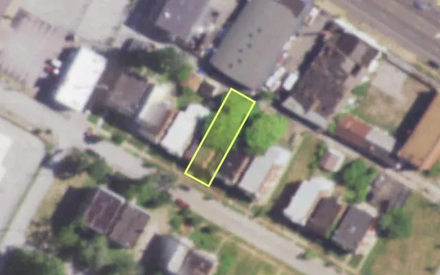 Aerial view of 5231 PALM ST — vacant lot, St. Louis with approximate parcel outline