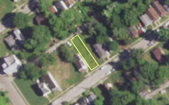 Aerial view of 5025 BEACON AV — vacant lot, St. Louis with approximate parcel outline