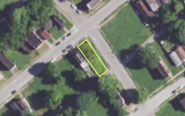 Aerial view of 2138 LINTON AV — vacant lot, St. Louis with approximate parcel outline