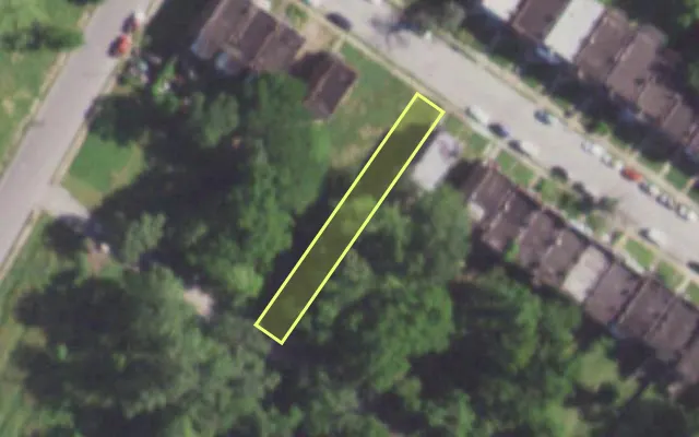 Aerial view of 5364 WELLS AV — vacant lot, St. Louis with approximate parcel outline