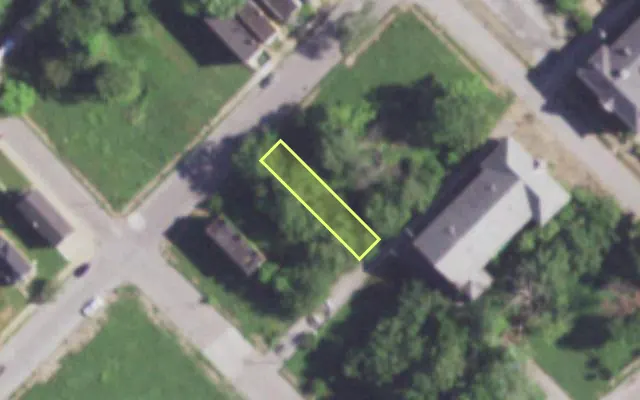 Aerial view of 2116 E COLLEGE AV — vacant lot, St. Louis with approximate parcel outline
