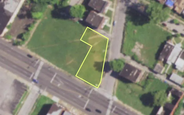Aerial view of 4901 NATURAL BRIDGE AV — vacant lot, St. Louis with approximate parcel outline