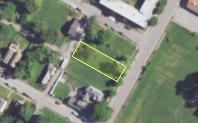 Aerial view of 4243 N NEWSTEAD AV — vacant lot, St. Louis with approximate parcel outline