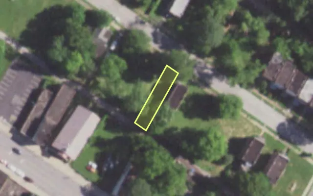 Aerial view of 5634 THEODOSIA AV — vacant lot, St. Louis with approximate parcel outline