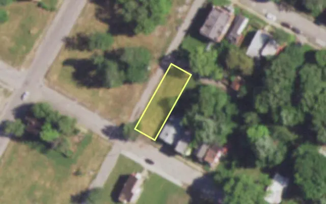 Aerial view of 4453 COTE BRILLIANTE AV — vacant lot, St. Louis with approximate parcel outline