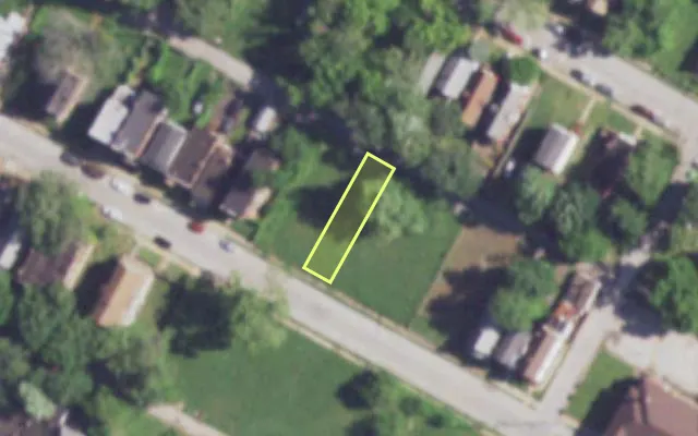 Aerial view of 4437 PENROSE ST — vacant lot, St. Louis with approximate parcel outline