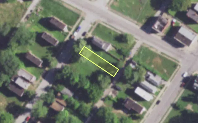 Aerial view of 4250 DESOTO AV — vacant lot, St. Louis with approximate parcel outline
