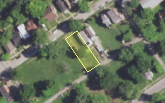 Aerial view of 5524 PLOVER AV — vacant lot, St. Louis with approximate parcel outline