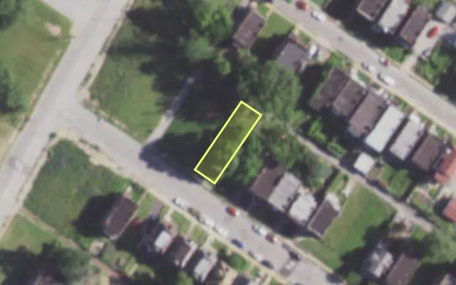 Aerial view of 5977 MINERVA AV — vacant lot, St. Louis with approximate parcel outline