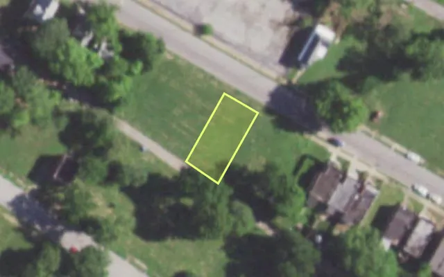 Aerial view of 5728 COTE BRILLIANTE AV — vacant lot, St. Louis with approximate parcel outline