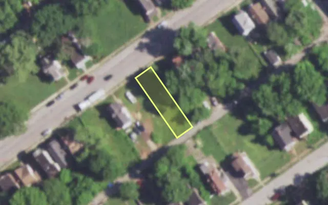 Aerial view of 5434 UNION BLVD — vacant lot, St. Louis with approximate parcel outline