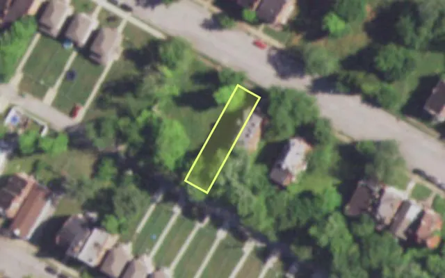 Aerial view of 4204 W COOK AV — vacant lot, St. Louis with approximate parcel outline