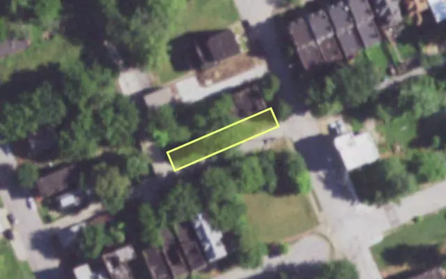 Aerial view of 3915 BLAIR AV — vacant lot, St. Louis with approximate parcel outline