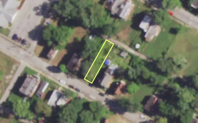Aerial view of 4435 GARFIELD AV — vacant lot, St. Louis with approximate parcel outline