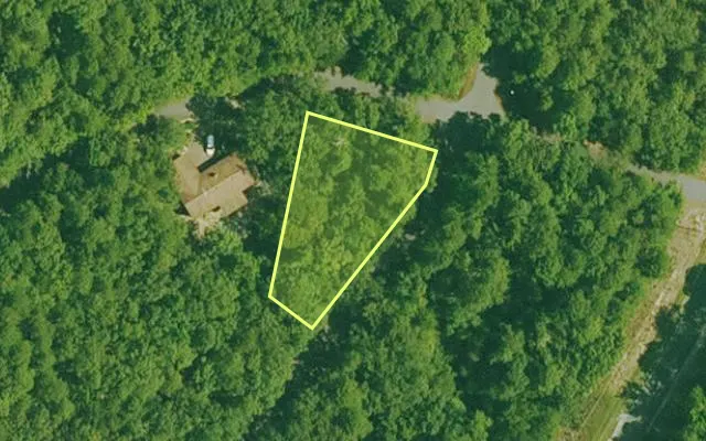 Aerial view of GARLAND County parcel 70999 — Arkansas post-auction with approximate parcel outline