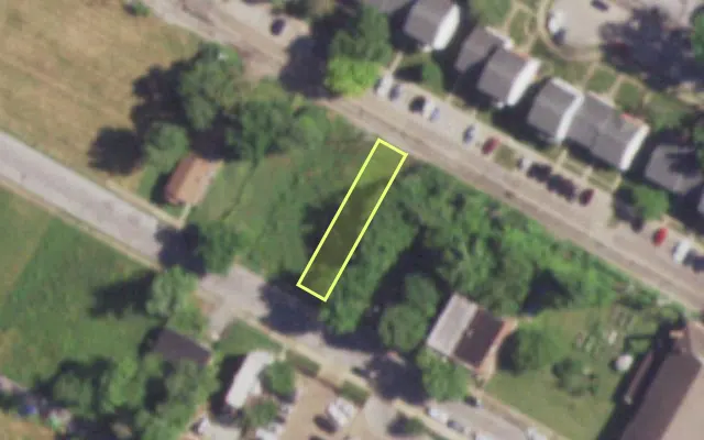 Aerial view of 4337 ST FERDINAND AV — vacant lot, St. Louis with approximate parcel outline
