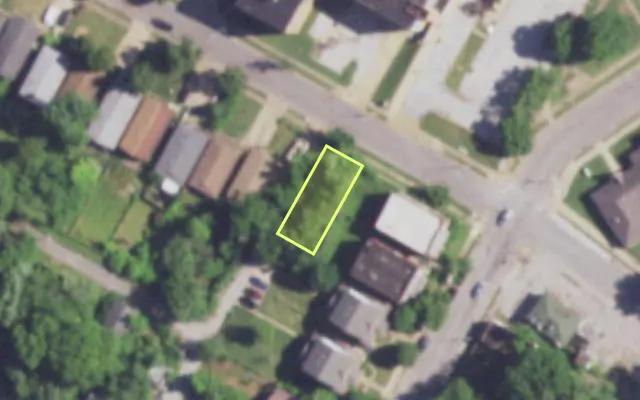 Aerial view of 4410 CARTER AV — vacant lot, St. Louis with approximate parcel outline