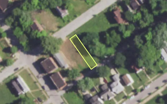 Aerial view of 5312 GERALDINE AV — vacant lot, St. Louis with approximate parcel outline