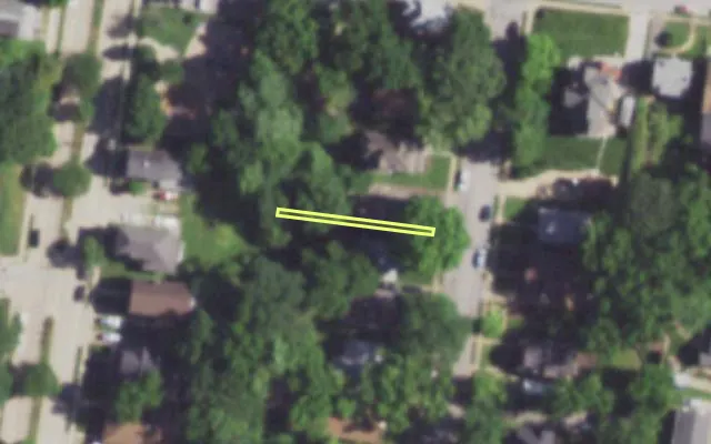 Aerial view of 2119 BLENDON PL — vacant lot, St. Louis with approximate parcel outline