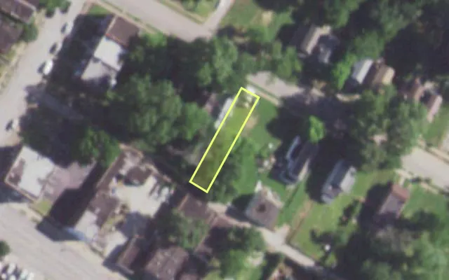 Aerial view of 5372 THEODOSIA AV — vacant lot, St. Louis with approximate parcel outline